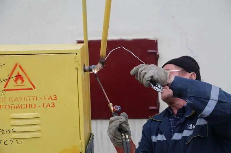 Жилые дома подключили к природному газу в Туркестане