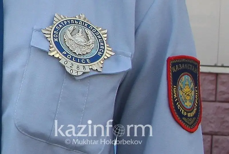 Шымкентские полицейские провели профилактический рейд по улицам города