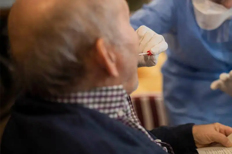 В СКО 27% инфицированных коронавирусом – старше 60 лет