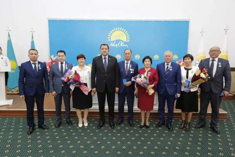 В Атырау чествовали самых активных нуротановцев