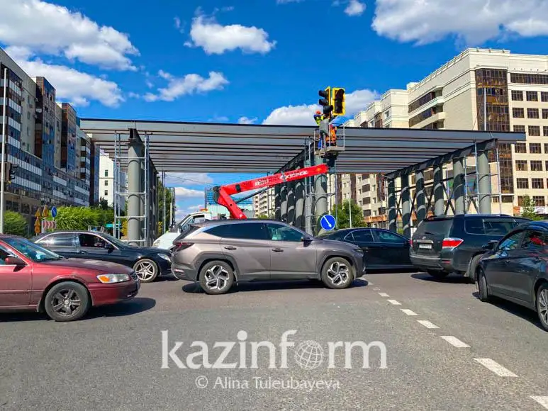 Строительство LRT в Астане: улицу Сыганак перекрыли на три месяца