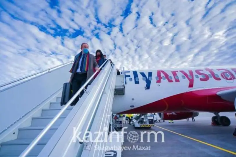 Возобновлены прямые рейсы между Алматы и Самаркандом