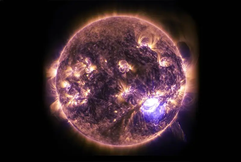 Индия запустила исследовательскую станцию к Солнцу