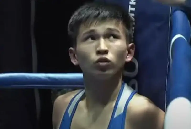 Али Тохтаров завоевал «бронзу» на турнире по боксу в Бишкеке