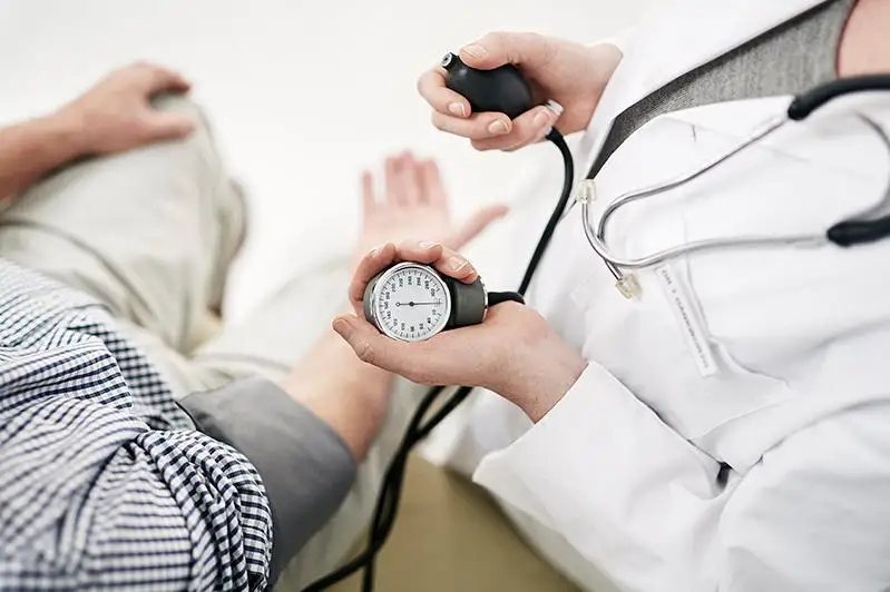Эксперт: Артериальная гипертония – основной фактор риска для развития тяжелой формы коронавируса