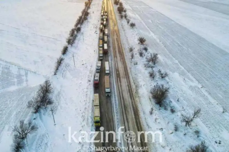 В ВКО ограничили движение на республиканской трассе