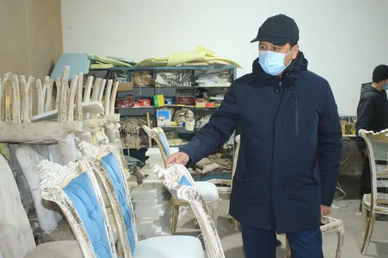 Цех по производству мягкой мебели заработал в селе Туркестанской области