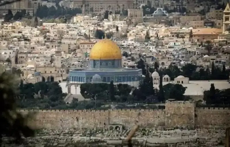 Израиль до конца Рамадана запретил евреям и туристам посещение Храмовой горы