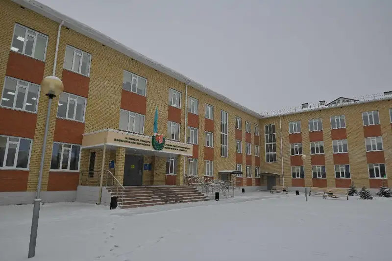 Новой школе в Павлодаре присвоили имя писателя Музафара Алимбаева