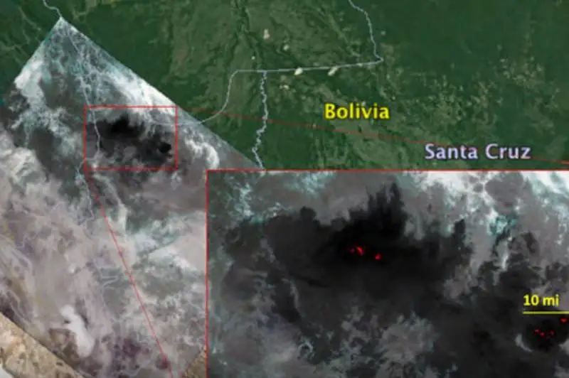Масштабные лесные пожары в Бразилии и Боливии засняли из космоса