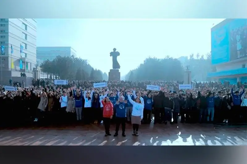 В КазНУ дан старт челленджу «Қайырымды қоғам»