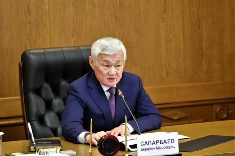 Бердибек Сапарбаев поздравил жамбылских журналистов с профессиональным праздником