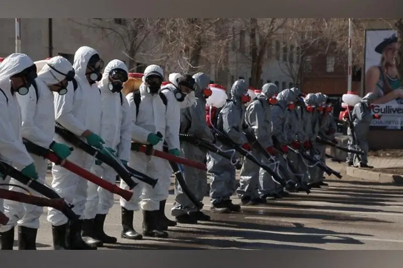 В Нур-Султане проводят масштабную дезинфекцию улиц