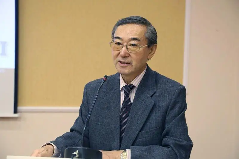 Казахстан и Кыргызстан должны и дальше укреплять единство - Болат Кумеков