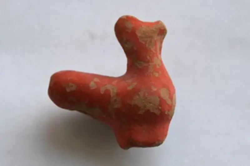 Археологи обнаружили старинную детскую игрушку на городище Культобе