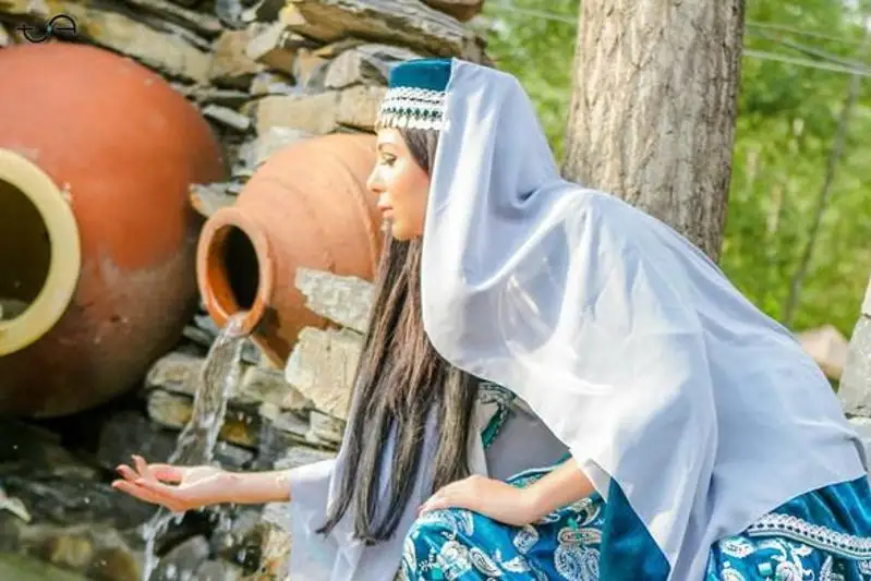 В Азербайджане отмечают Су чершенбеси