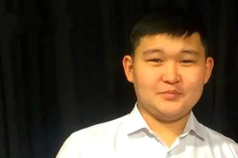 Студент спас выпавшего из окна ребенка в Костанайской области