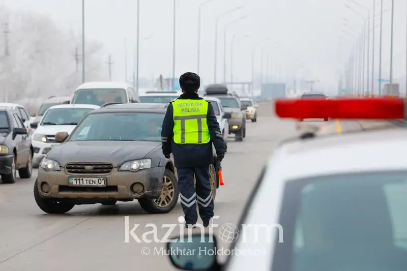 МВД РК: С полуночи в Нур-Султане и Алматы  максимально ограничат въезды и выезды