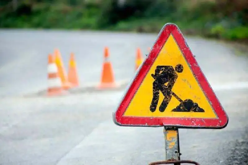 За нарушения правил безопасности во время дорожных работ наказали стройкомпании Тараза