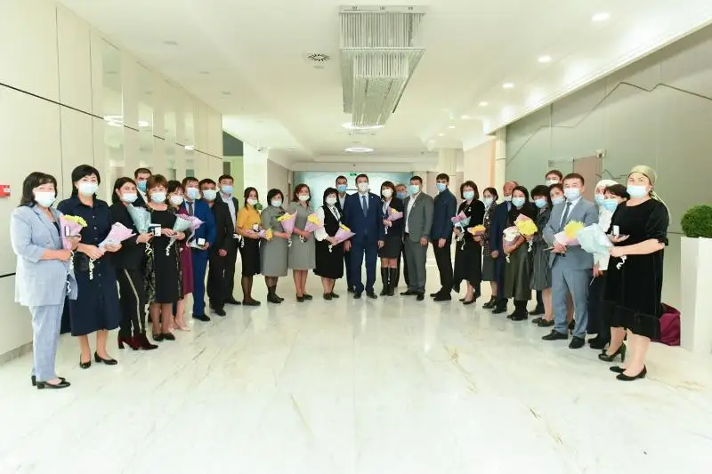 Медработников наградили в Туркестанской области