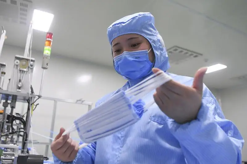 Уклонявшуюся от карантина казахстанку убедили вернуться - Минздрав РК