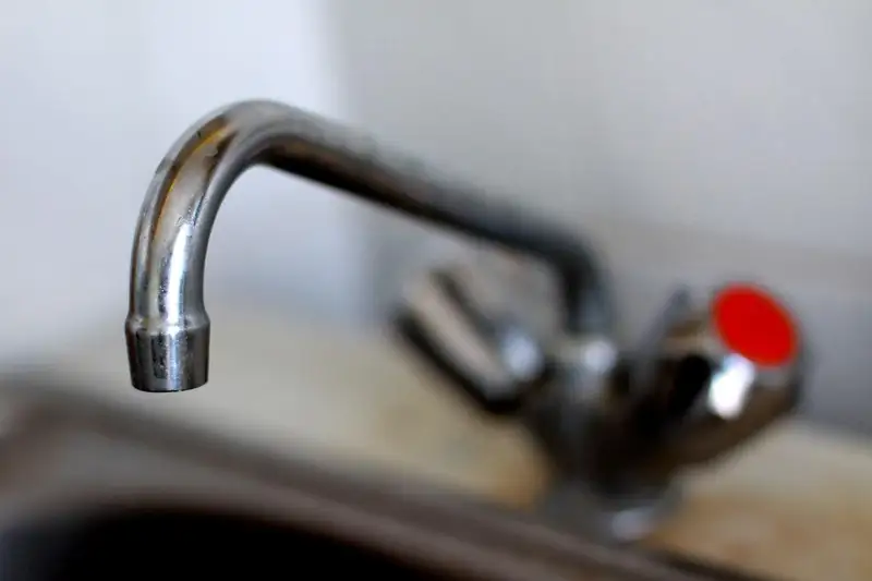 В нескольких районах Алматы на ночь отключат холодную воду