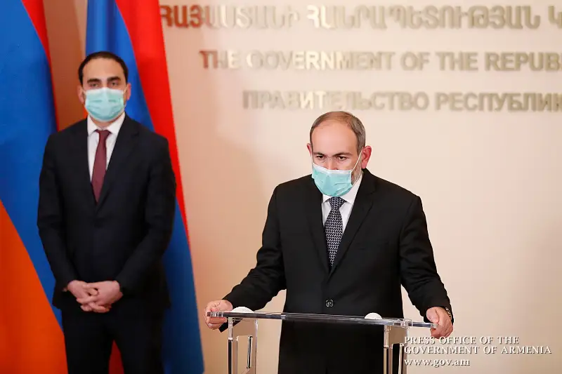 О второй волне коронавируса в Армении сообщил премьер Пашинян