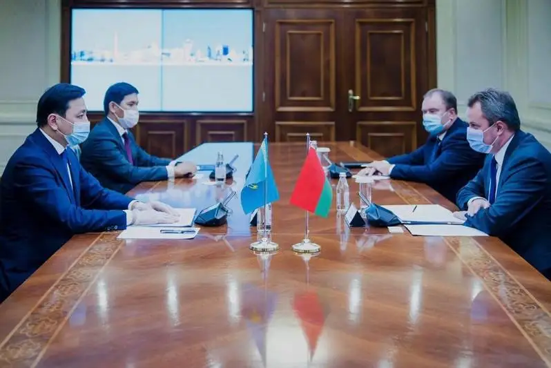 Аким Нур-Султана обсудил с послом Беларуси промышленную кооперацию