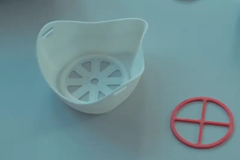 Маски на 3D-принтере начали печатать в Семее