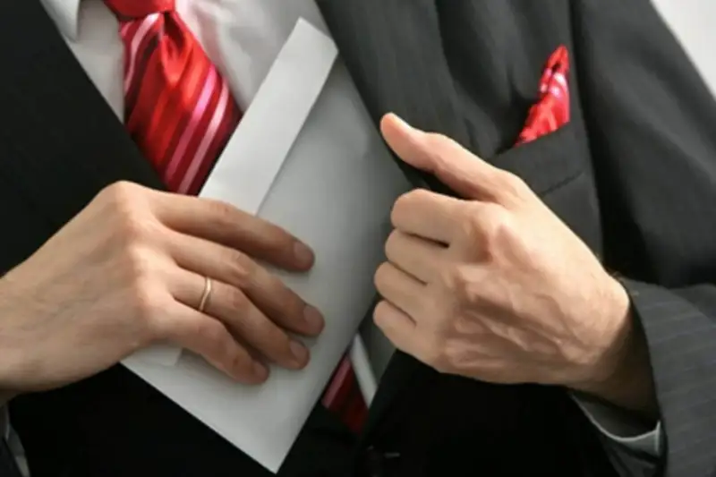 Сертификаты о курсах подписывал за взятки начальник отдела ЧС в Алматы