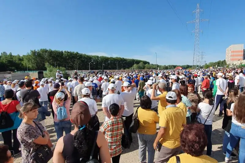 Это не митинг — это экологический субботник