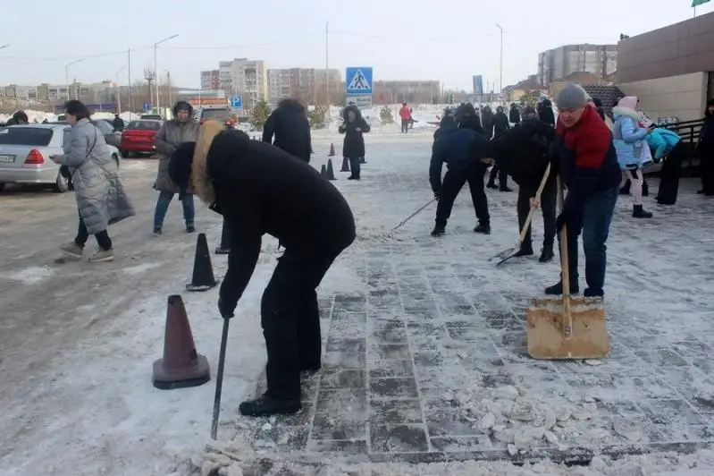 Более 700 сотрудников НАО «Правительство для граждан» вышли на субботник в Карагандинской области