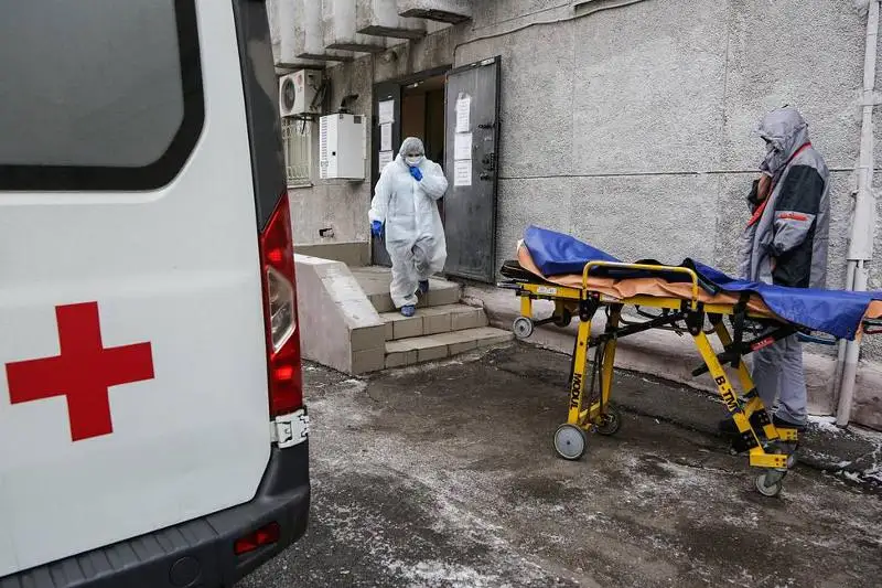 В России зарегистрировали максимум -  491 смерть из-за коронавируса за сутки