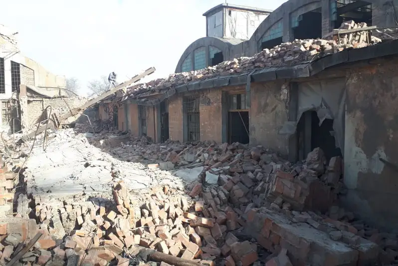 Обрушение стены здания произошло в Балхаше: есть пострадавшие