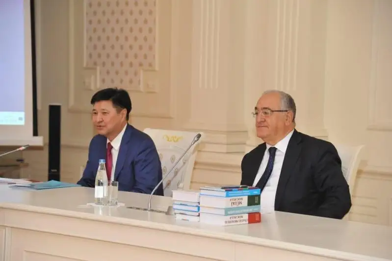 Казахстанские правоведы провели встречи с азербайджанскими коллегами