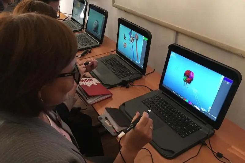 В Экибастузе хотят расширить сеть «умных» кабинетов при детсадах и школах