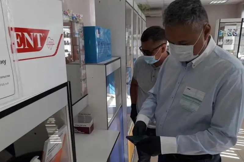 Азат Перуашев отметил сохраняющийся дефицит препаратов в аптеках Аркалыка