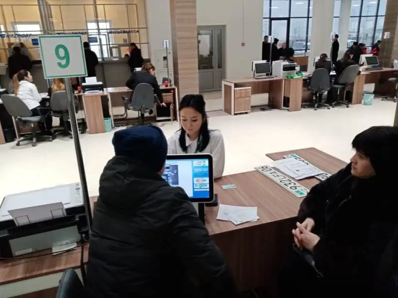 Какие консультации получают владельцы авто с иностранными номерами в спецЦОНе Атырау