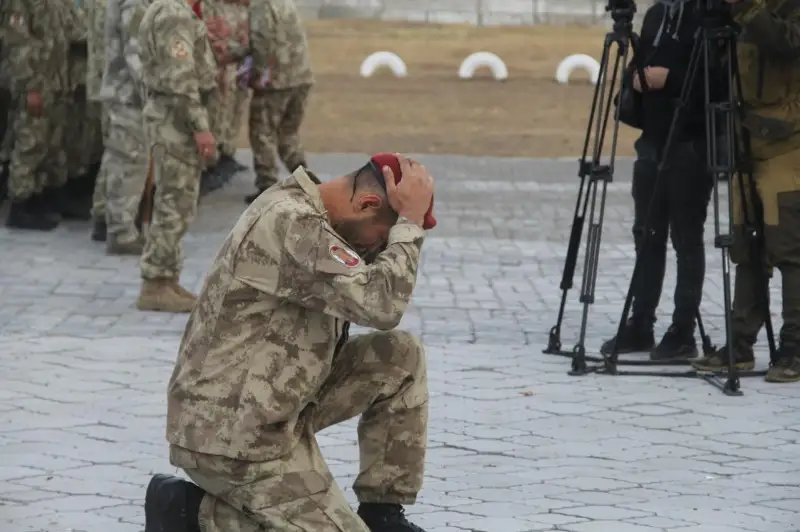 12 военнослужащих Нацгвардии прошли испытания на краповый берет