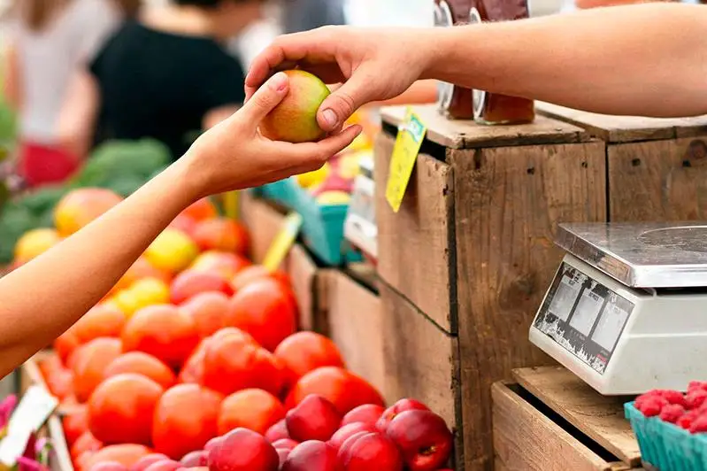 Дело о поборах с торговцев на рынках направлено в суд в Нур-Султане
