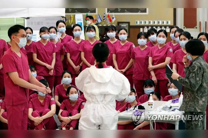 В Южной Корее выявлены 600 новых случаев заражения коронавирусом