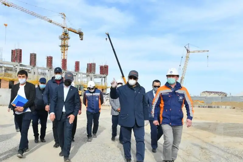 Умирзак Шукеев поручил подрядчикам привлечь дополнительную рабочую силу для строительства в Туркестане