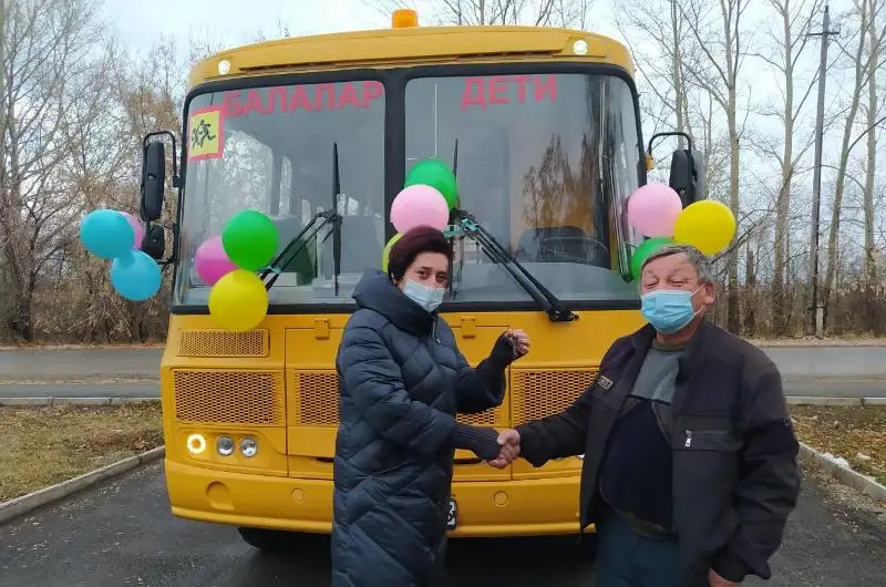 Для школ Акмолинской области закупили новые автобусы