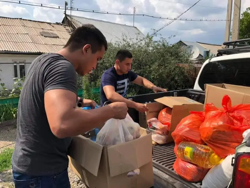 145 благотворительных акций провели карагандинские волонтёры с начала июля