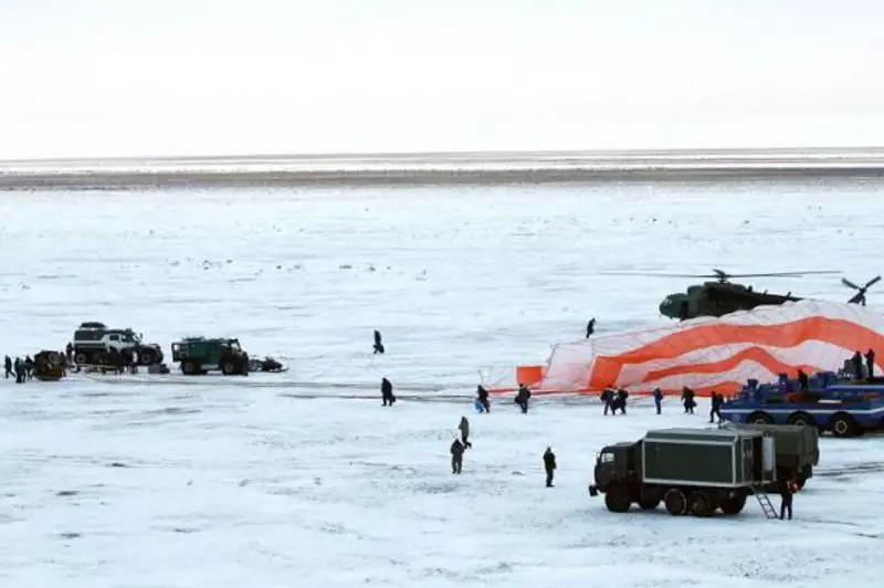 Посадку космонавтов в казахской степи покажут в прямом эфире