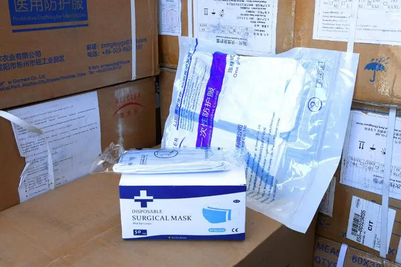 1000 защитных костюмов передал нефтеперерабатывающий завод медработникам Шымкента