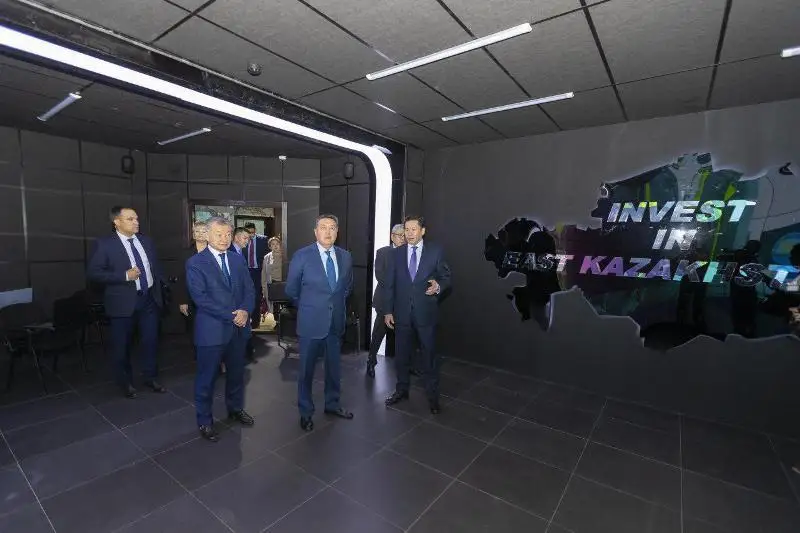 Аскар Мамин ознакомился с работой межведомственного ситуационного центра ВКО