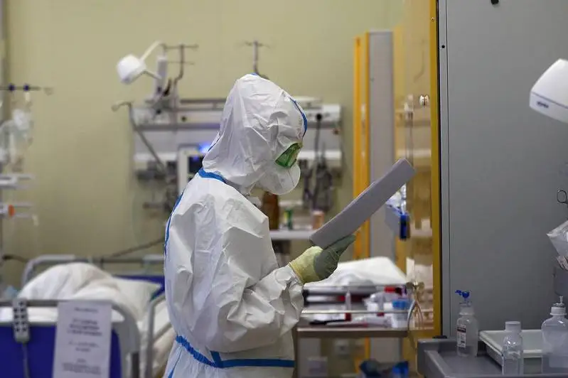 Новый максимум смертей из-за коронавируса зарегистрирован в России