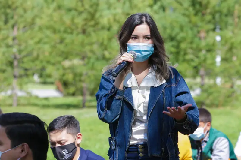 Президент обозначил основные аспекты для улучшения благосостояния казахстанцев  - волонтер о Послании