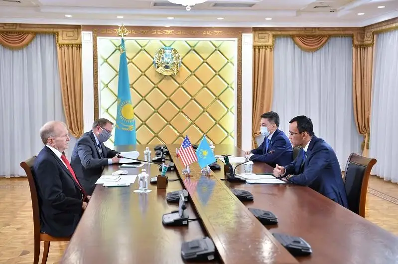 Спикер Сената встретился с послом США